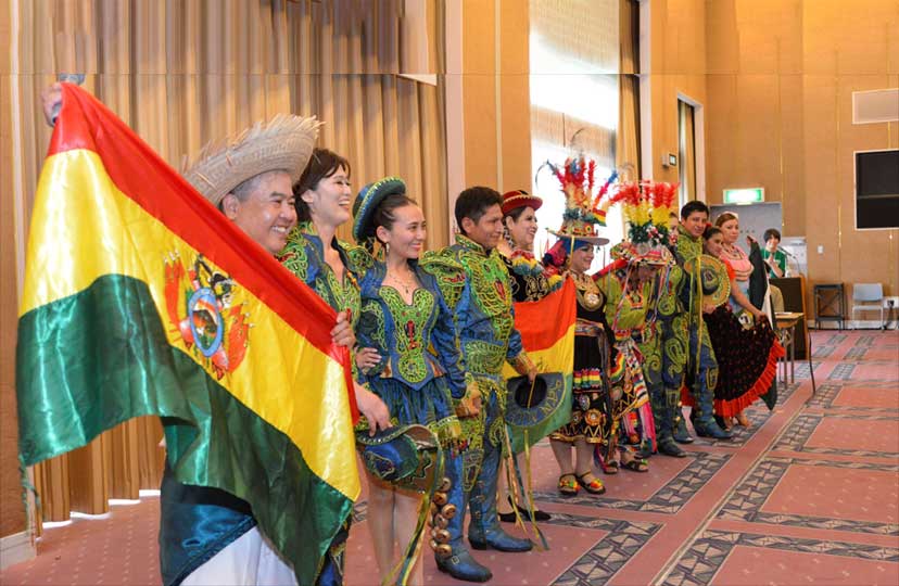 グループパトゥフの写真